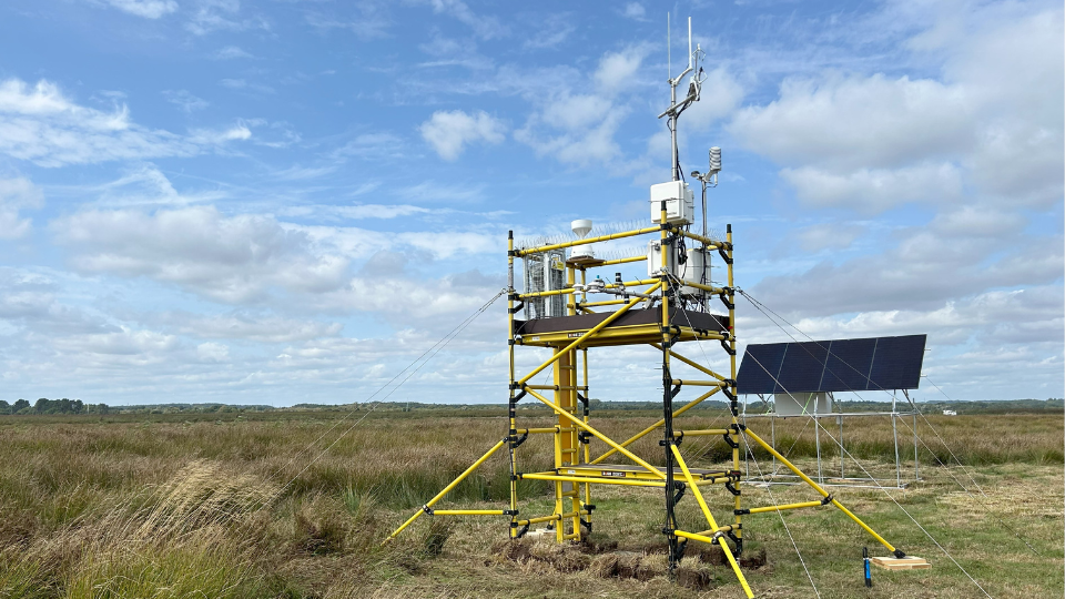 The new flux tower at Arne Moor. It is a cloudy day.