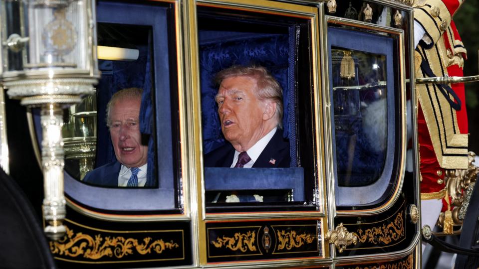 Trump and the King in a carriage