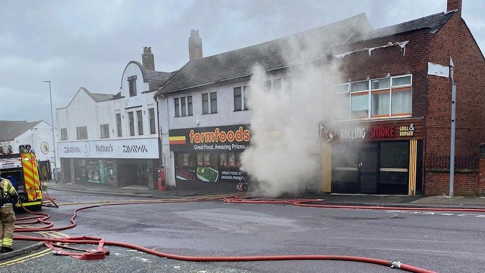 Fire at Farmfoods Burslem