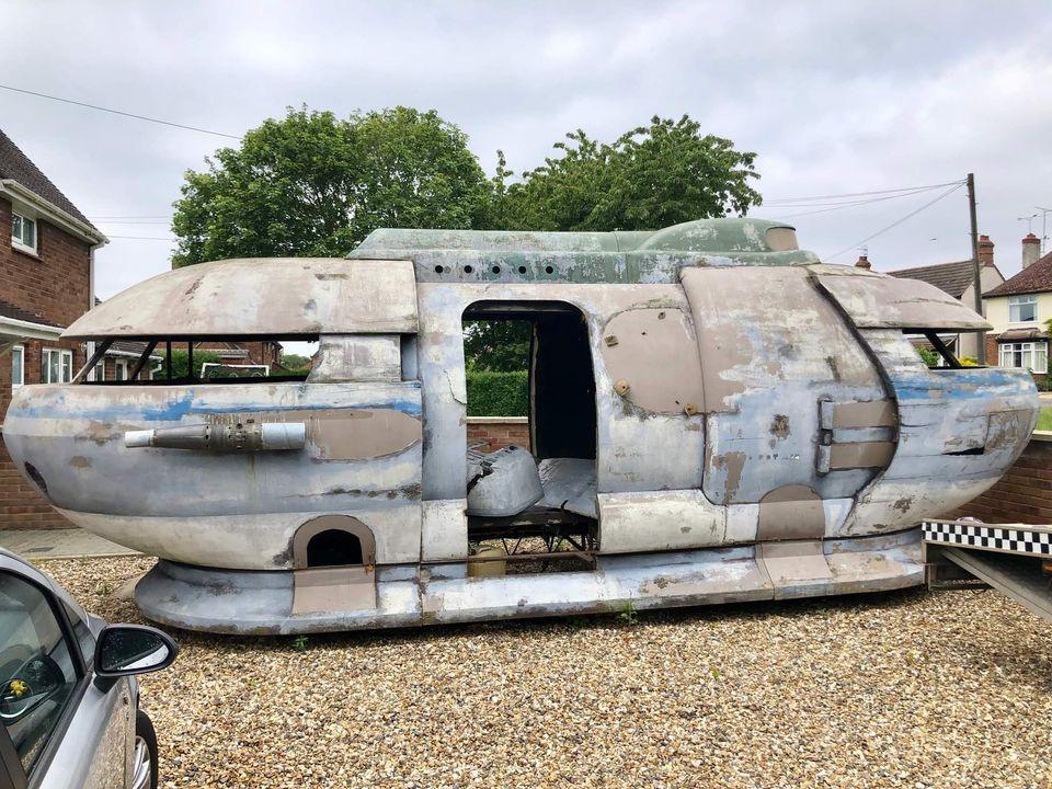 A science fiction spaceship on a drive in Leighton Buzzard