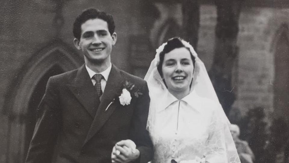 Barrie and Daphne