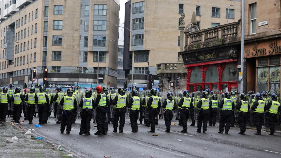 riot police in the trongate