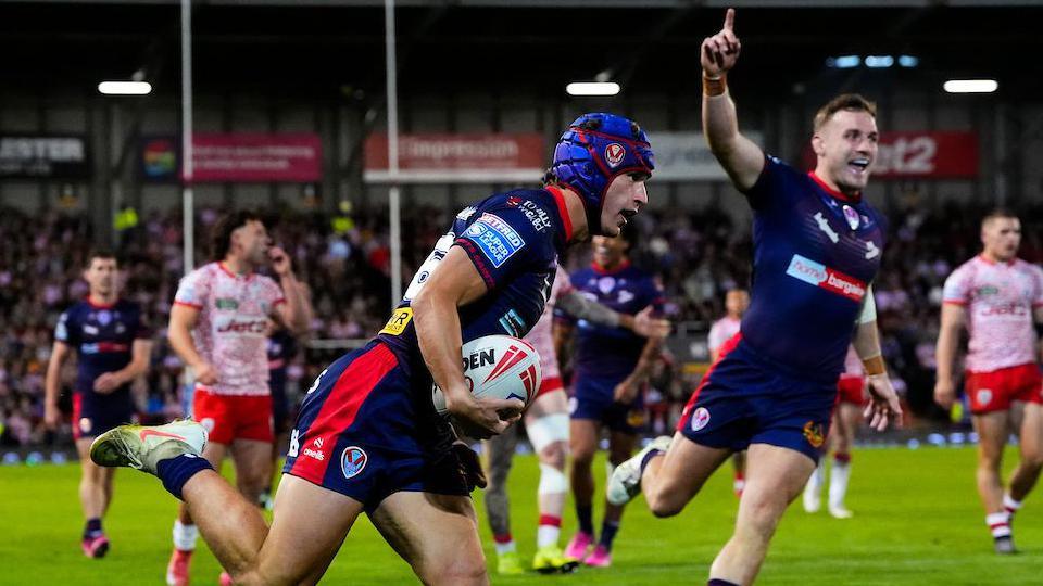 Harry Robertson scores a effort for St Helens