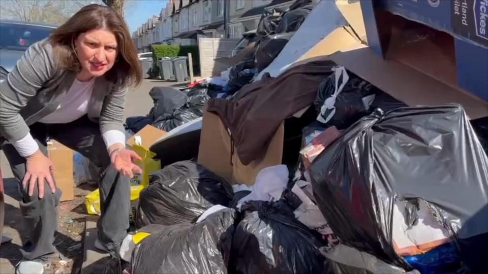 'Furious' Birmingham residents say 'no-one is listening' as rubbish pile grows