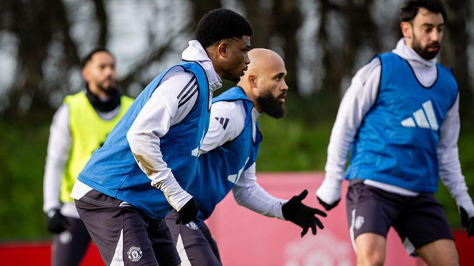Mbeumo and Amad train with Manchester United