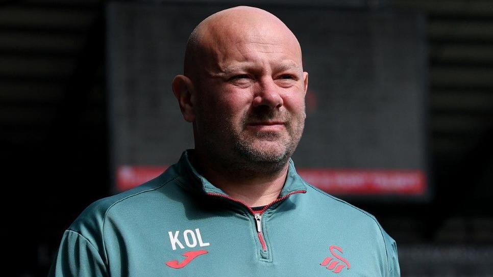 Kristian O'Leary arrives at a Swansea game this season