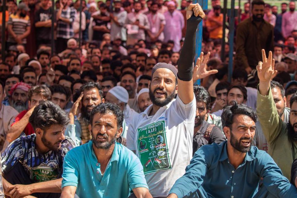 Supporters of Rashid at an election rally in Baramulla