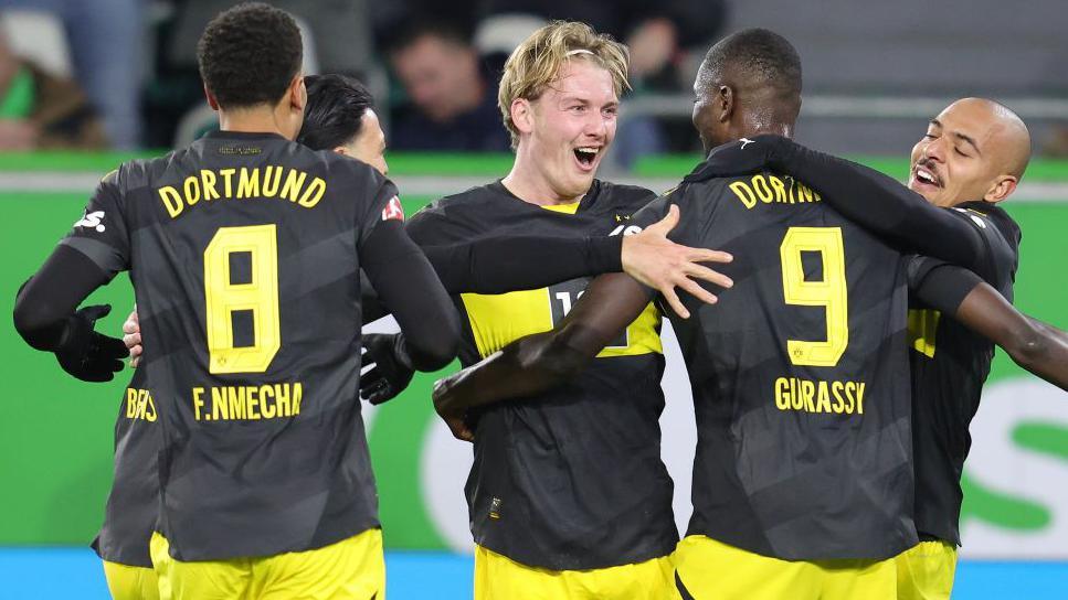 Julian Brandt celebrating with his Borussia Dortmund team-mates