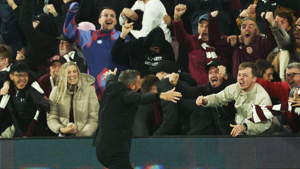 Derek McInnes celebrates with Hearts fans