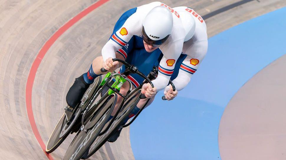 Jack Carlin and Hamish Turnbull riding in Great Britain kit