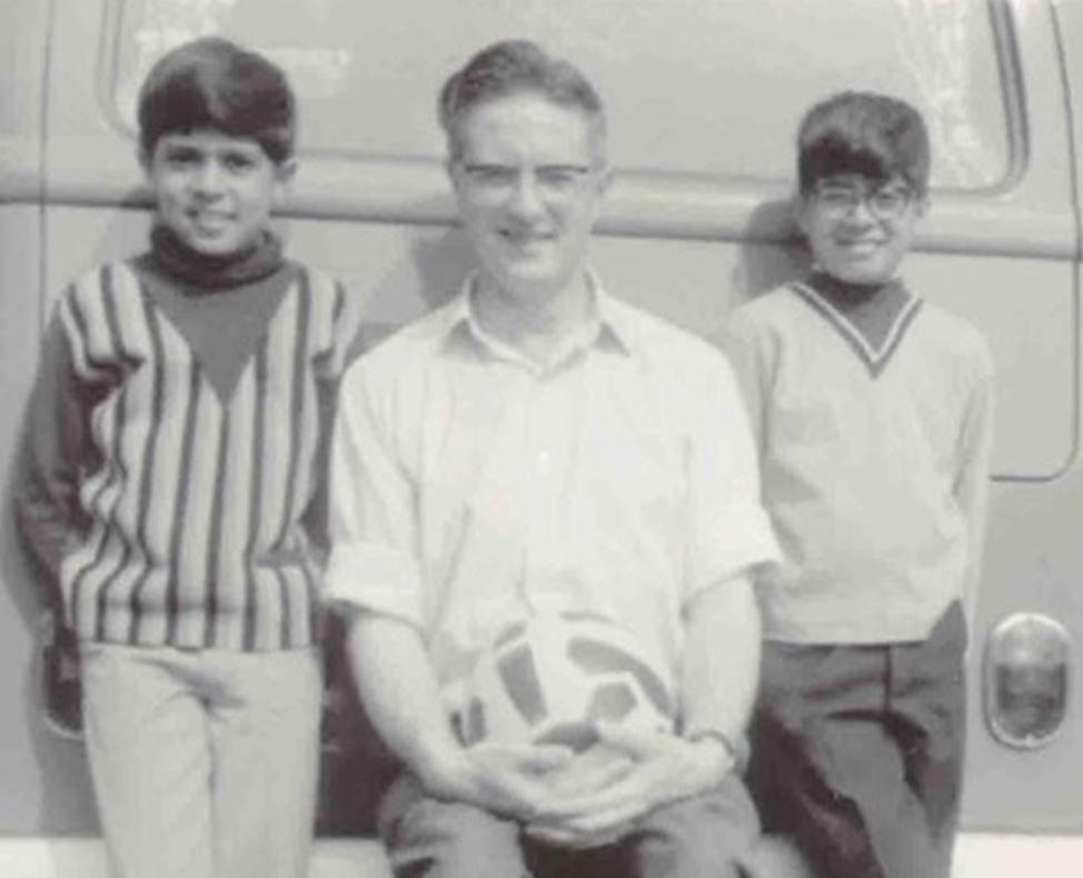  Suresh and Praful Vaghela with a former teacher