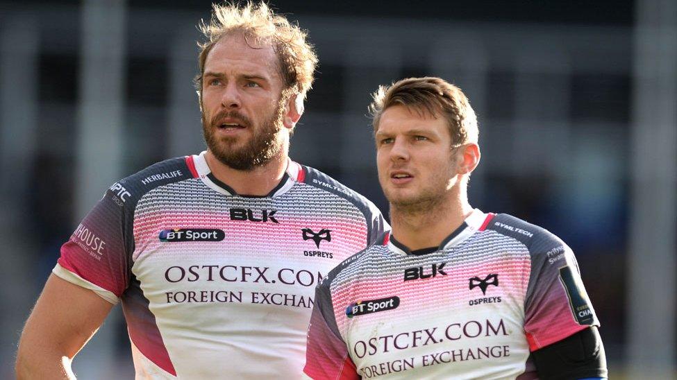 Alun Wyn Jones and Dan Biggar in action for Ospreys