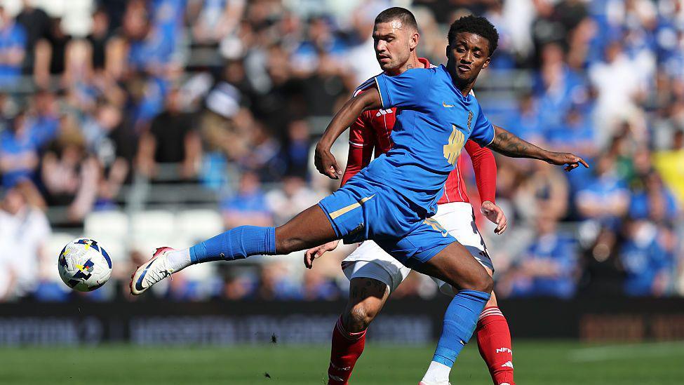 Demarai Gray in action for Birmingham against Nottingham Forest in pre-season