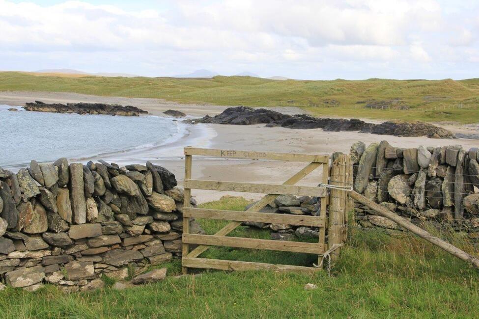 Gateway to a deserted beach