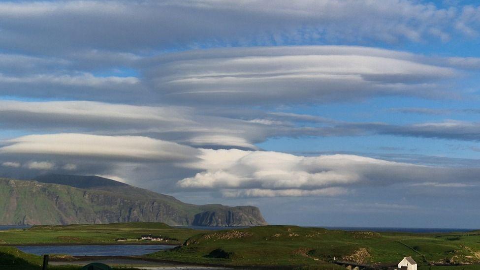 lenticular clouds over the Isle of Rum 