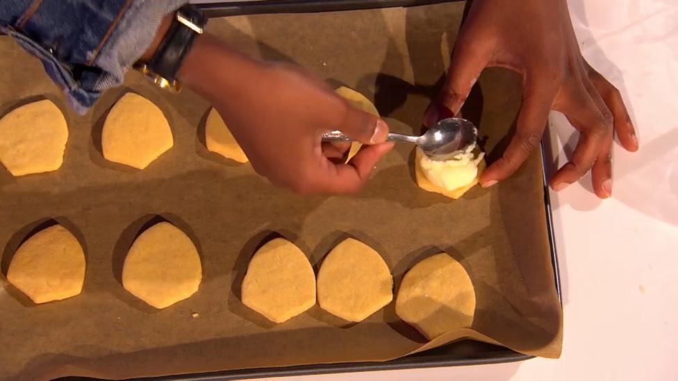 bp-custard-creams-instructions.