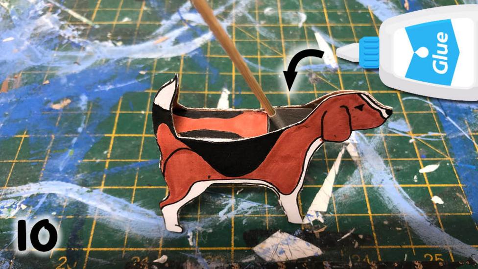 Puppet of Henry the dog from Blue Peter.