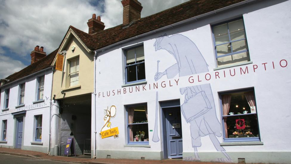 Outside of the Roald Dahl Museum entrance