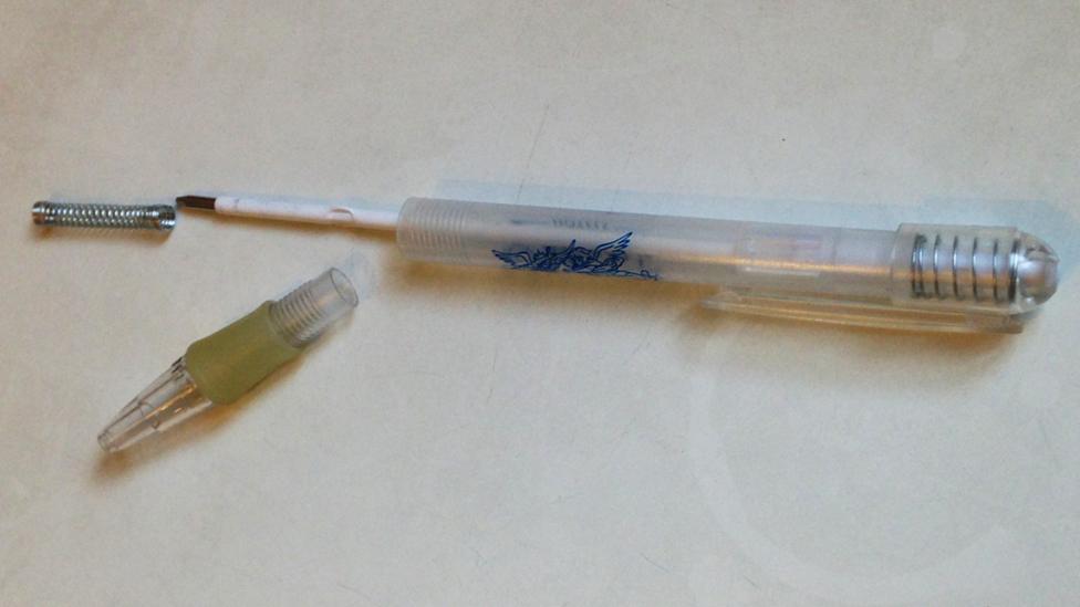 Telescope / broken pen