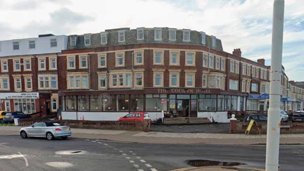 Street view of Colwyn Hotel, Skye Hotel and Sandpiper Apartments 