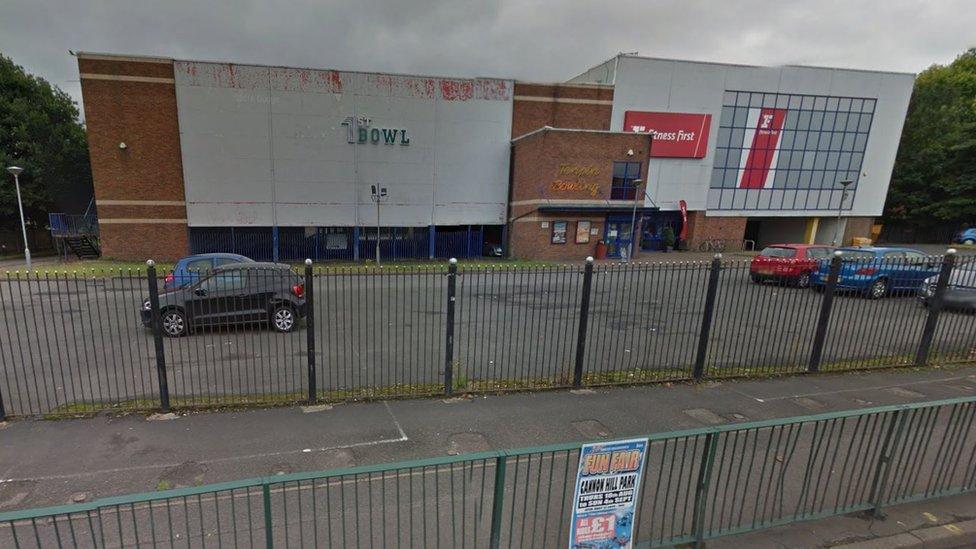 Fitness First and First Bowl, Stirchley