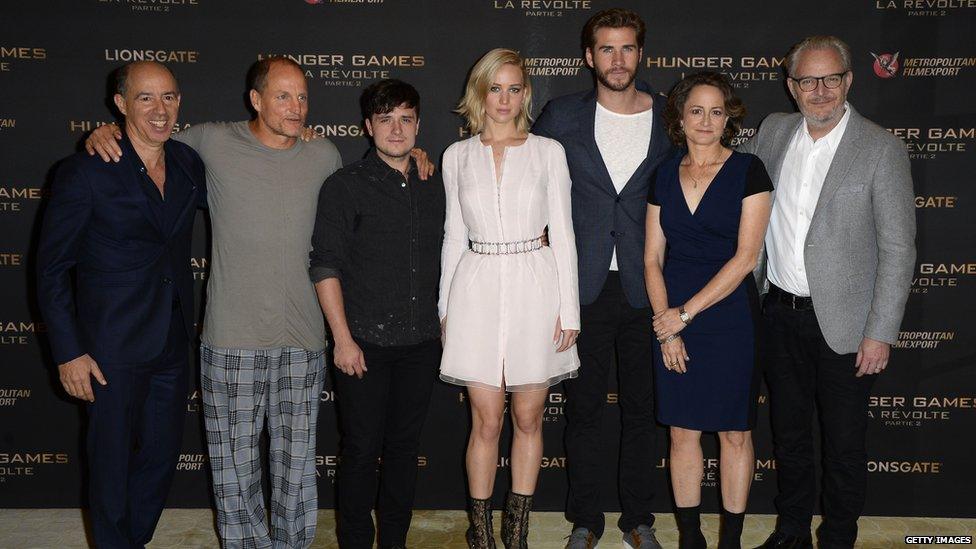 Woody harrelson hunger games premiere sales