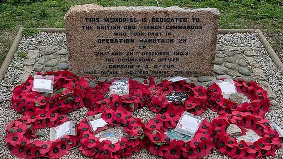 Memorial to Jersey's commando