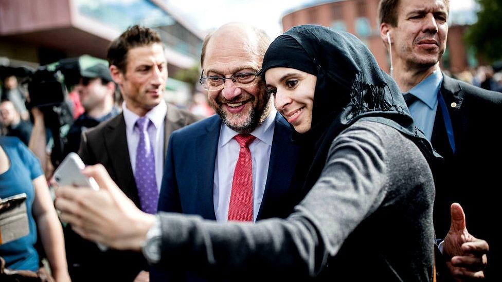 Martin Schulz, leader of the German Social Democrats (SPD) poses with supporters on May 12, 2017 in Duisburg, Germany