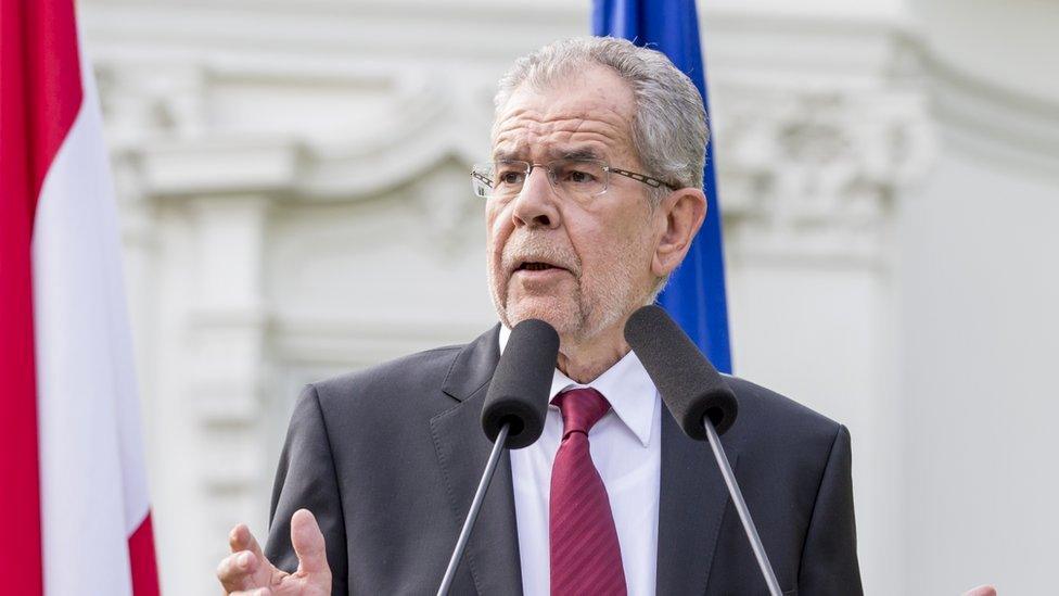 Alexander Van der Bellen, independent presidential candidate backed the Austrian Green Party, makes a statement to the media after winning the presidential runoff on 23 May 2016 in Vienna.