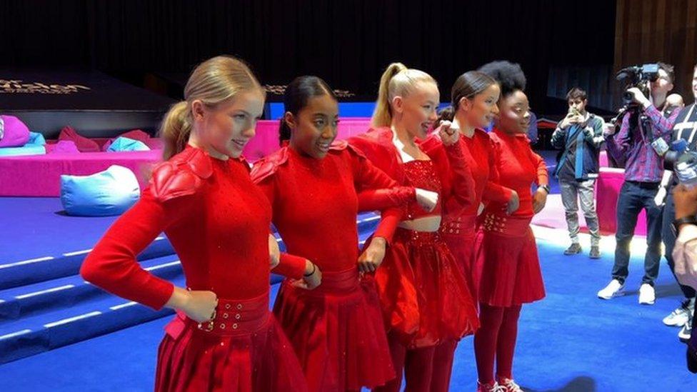 Freya and her dancers rehearsing