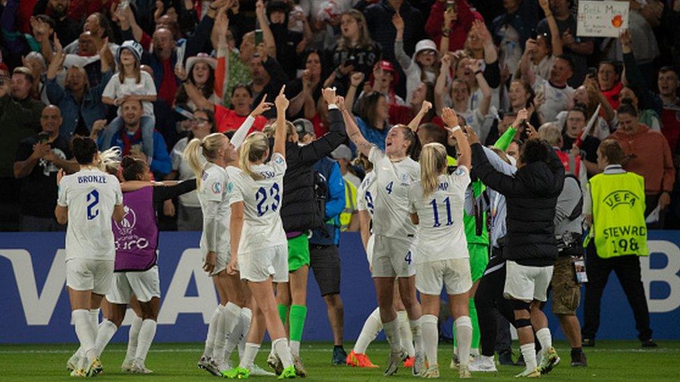 England team celebrates.