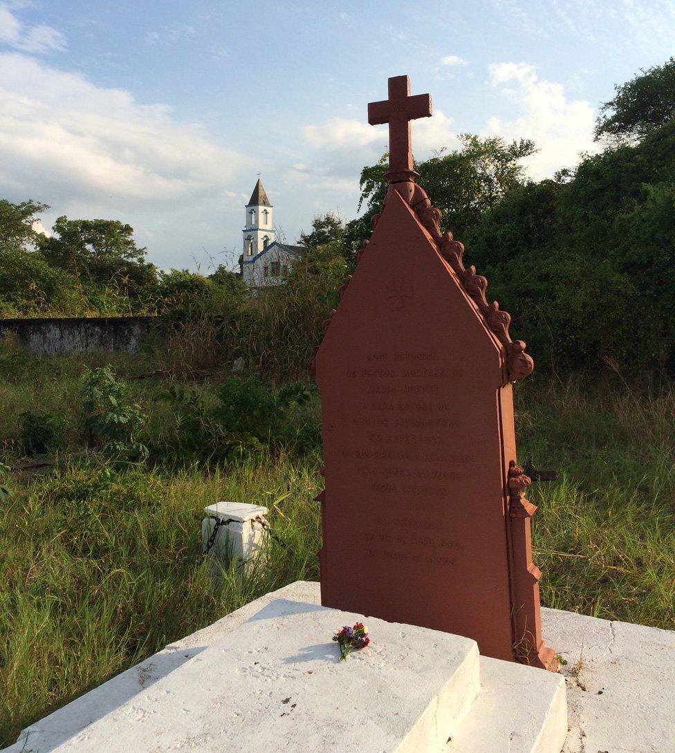 Mary Livingstone's grave