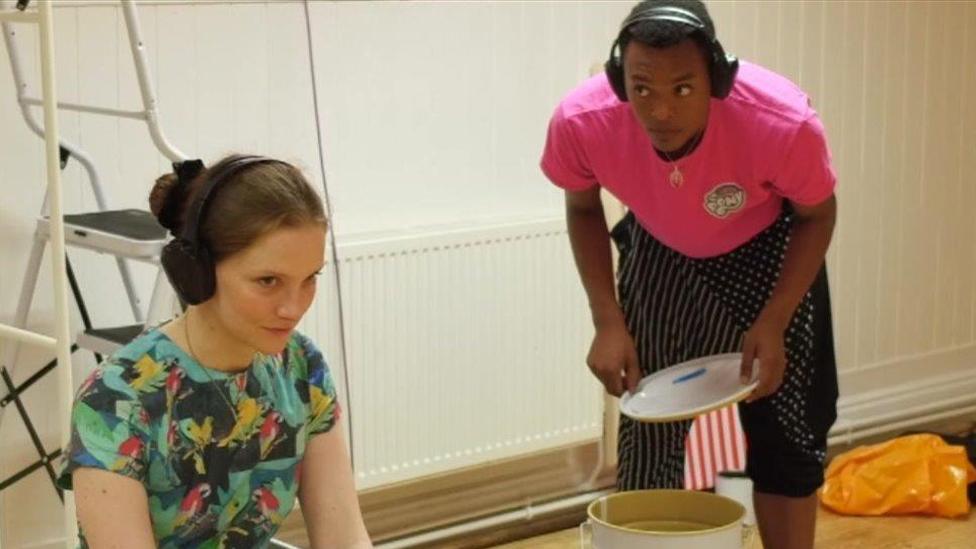 Morfydd Clark and Che Francis in rehearsal for The Colours