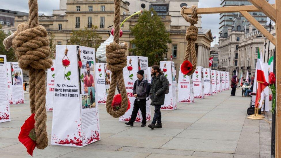 Image shows protest against the death penalty in Iran