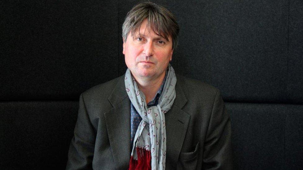 Simon Armitage