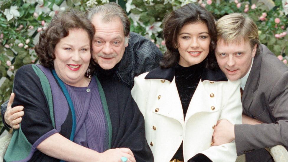 Pam Ferris (Ma Larkin), David Jason (Pop Larkin), Catherine Zeta-Jones (Mariette) and Philip Franks (Charley) in The Darling Buds Of May