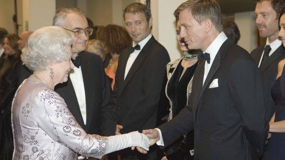 Queen Elizabeth meets James Bond actor Daniel Craig