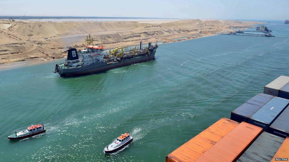 Vessels passing along the New Suez Canal, July 2015 photo