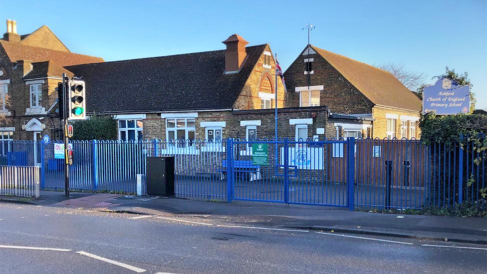 Ashford C of E Primary School, Surrey