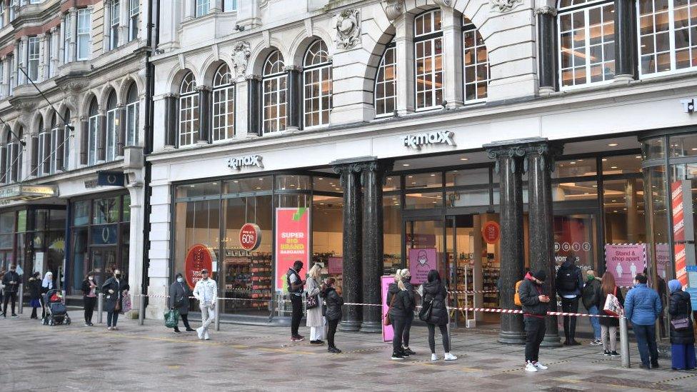 Queue of shoppers in Cardiff