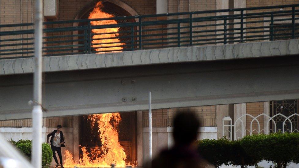 More demonstrations took place in Najaf on Friday