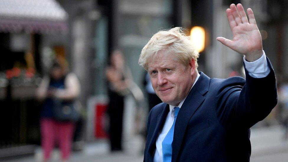 boris-johnson-waving.