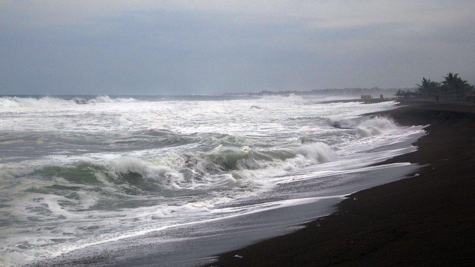 Waves in Mexico