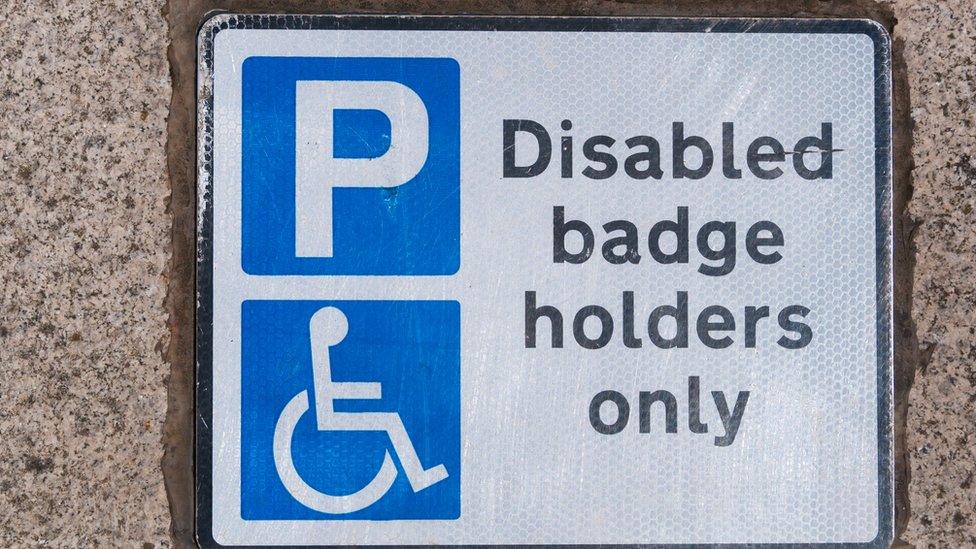 Disabled parking sign