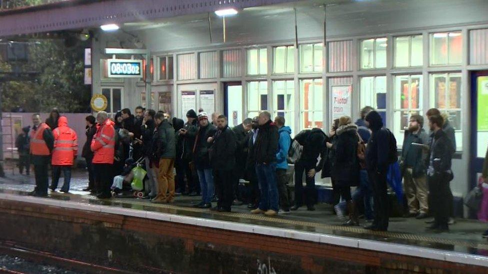 Inverkeithing station