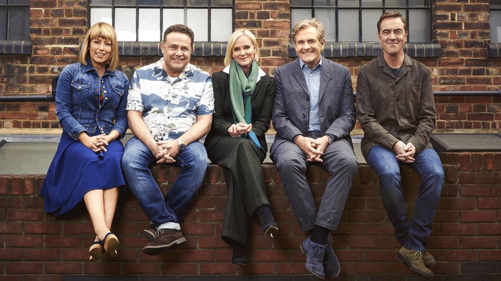 L-R: Jenny Gifford [Fay Ripley], Pete Gifford [John Thomson], Karen Marsden [Hermione Norris], David Marsden [Robert Bathurst] and Adam Williams [James Nesbitt].