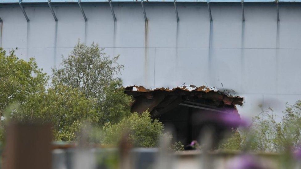 Holes in Gas Holder No 8