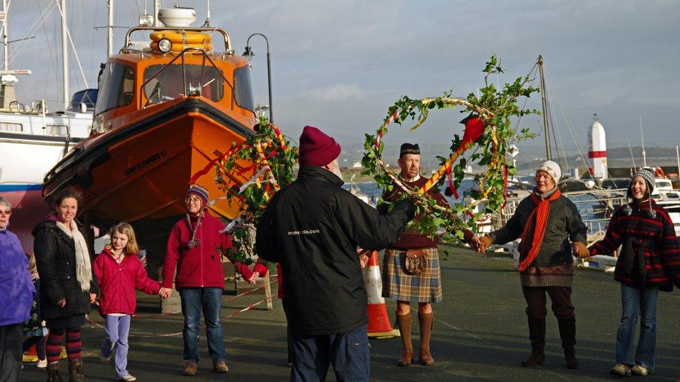 Hunt the Wren in Port St Mary