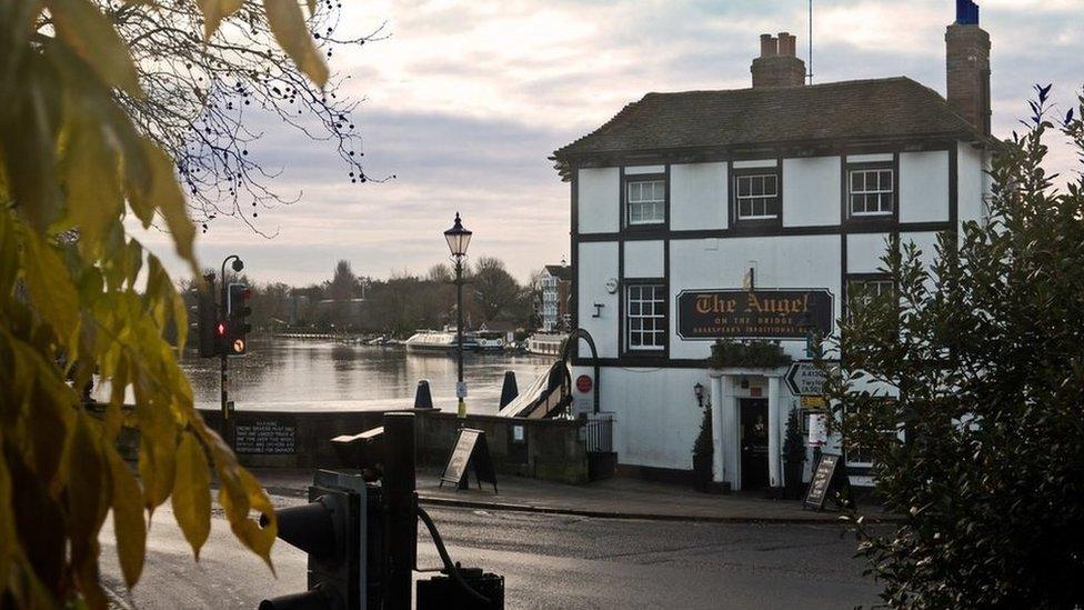 Angel on the Bridge in Henley-on-Thames