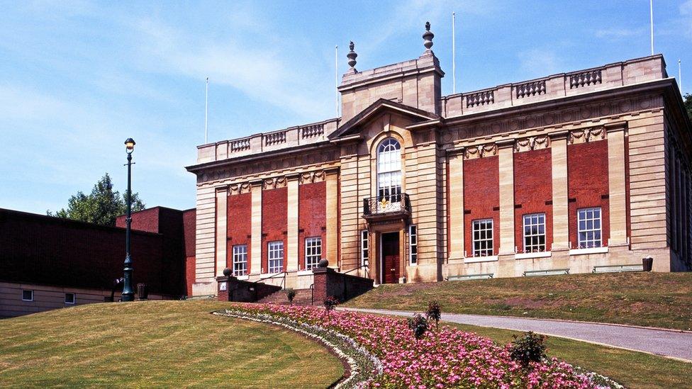 Usher Gallery, Lincoln